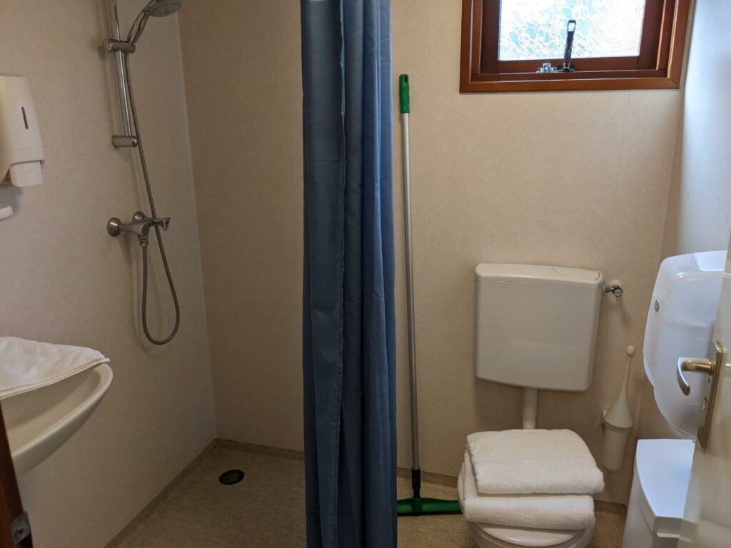 Kleine Eik badkamer